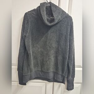 Zelos Black Fleece Pullover Sweater